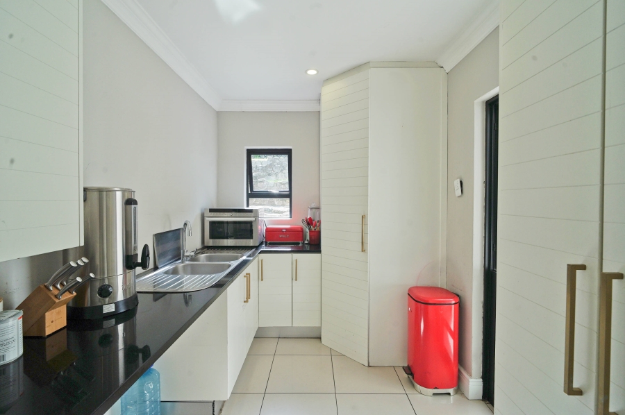 4 Bedroom Property for Sale in Beacon Bay Eastern Cape